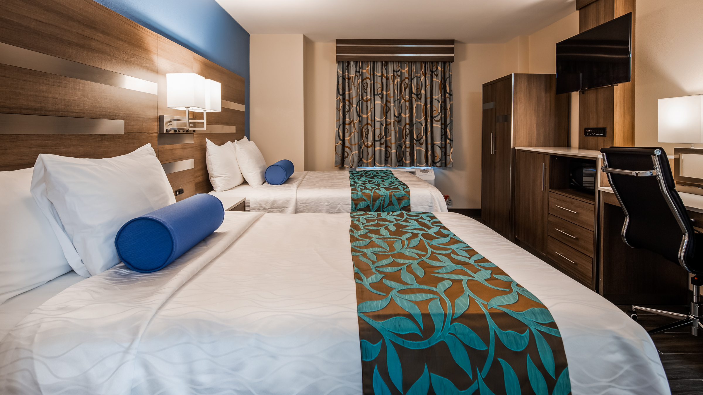 Best Western Plus Stadium Inn 